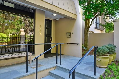 6-2765 Peachtree Road, Atlanta, GA, 30305 | Card Image