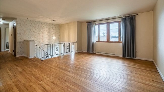 3229 Sundale Dr, House other with 3 bedrooms, 3 bathrooms and 2 parking in Glenshaw PA | Image 7