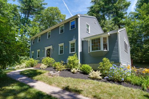 18 Coolidge Cir, Northborough, MA, 01532-1137 | Card Image