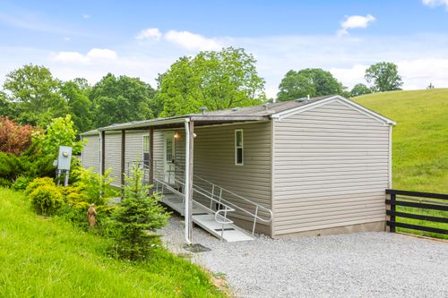 6125 Cincinnati Rd, Sadieville, KY, 40370-9511 | Card Image