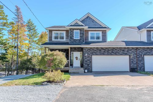 212 Voyageur Way, Hammonds Plains, NS, B4B0N1 | Card Image