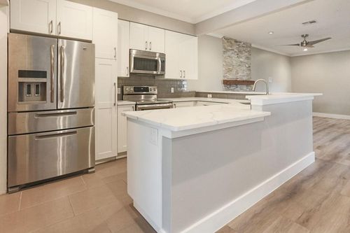 122-1307 Kinney Ave, Austin, TX, 78704-2280 | Card Image