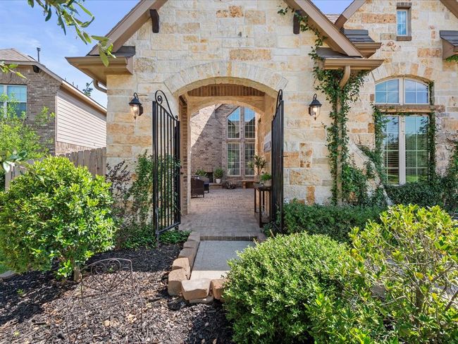 8322 Sands Bank Ln, House other with 4 bedrooms, 5 bathrooms and 2 parking in Conroe TX | Image 4