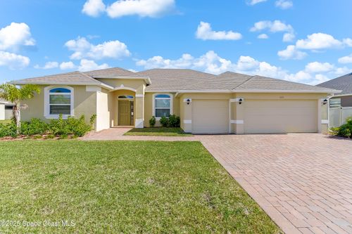 7075 Serpentine Court, Grant Valkaria, FL, 32949 | Card Image