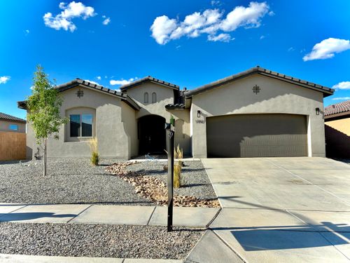 1592 Valle De Colores St Nw, Los Lunas, NM, 87031-9158 | Card Image