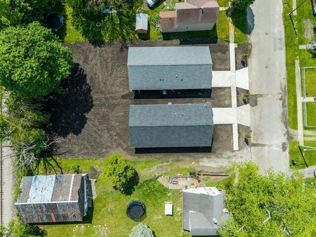 32 Maple St, House other with 3 bedrooms, 2 bathrooms and null parking in Jeffersonville OH | Image 24