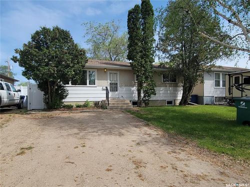 1621 Greig Avenue, Saskatoon, SK, S7N2K1 | Card Image