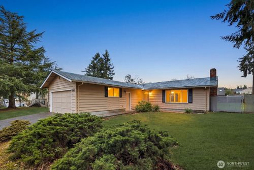 840 Tanbark St Se, Lacey, WA, 98513-2062 | Card Image