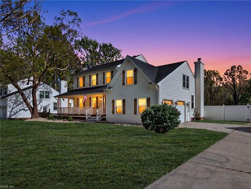 821 Saddleback Trail Rd, Chesapeake, VA, 23322-8850 | Card Image