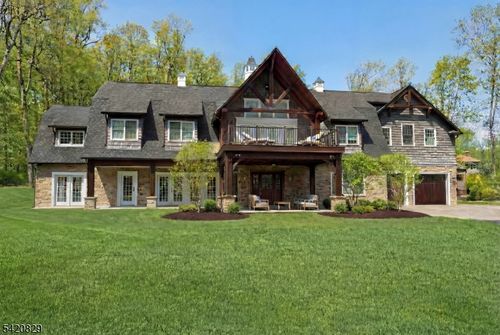 3 Laurel Ln, Chester, NJ, 07930-2838 | Card Image