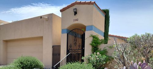 4592 E Red Mesa Drive, Tucson, AZ, 85718 | Card Image