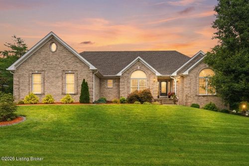 1260 Pebble Dr, Shelbyville, KY, 40065-8080 | Card Image