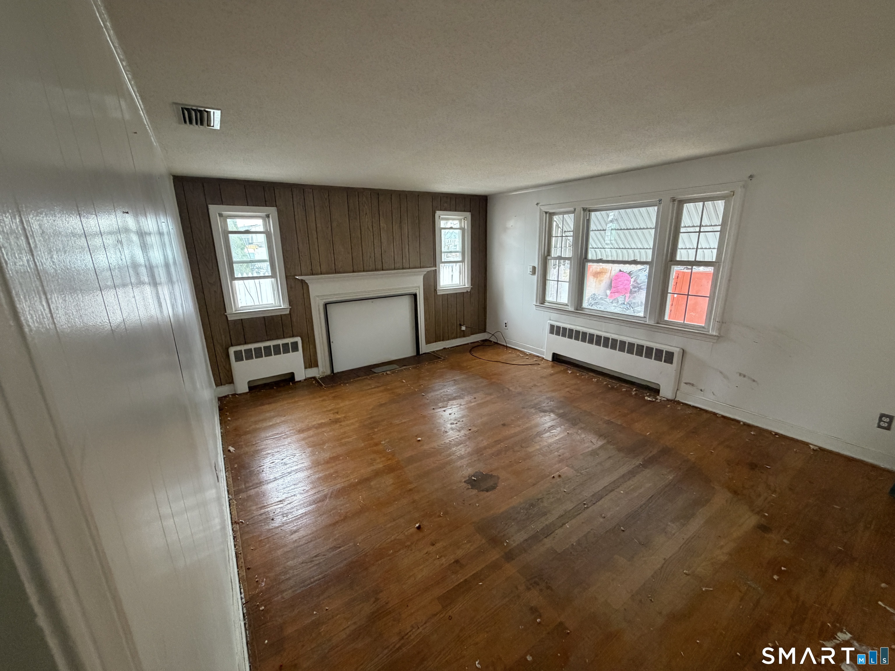 Residential in East Hartford 4