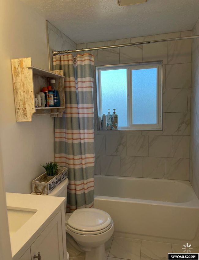 1806 A Antelope St, House other with 2 bedrooms, 2 bathrooms and null parking in Kemmerer WY | Image 22