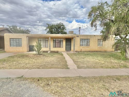 910 Walter St, Carlsbad, NM, 88220-3912 | Card Image