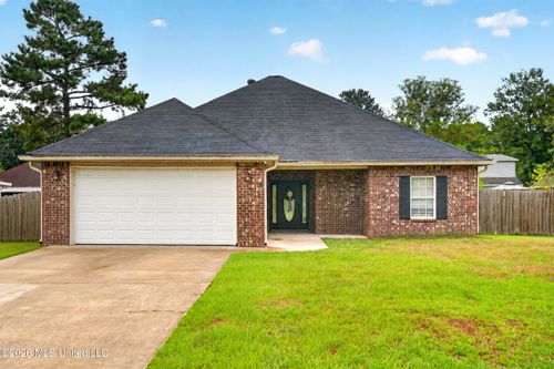 13 Magenta Lane, Picayune, MS, 39466 | Card Image