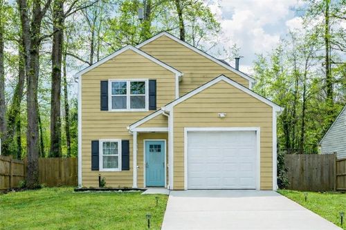 5059 Martins Crossing Rd, Stone Mountain, GA, 30088-1917 | Card Image