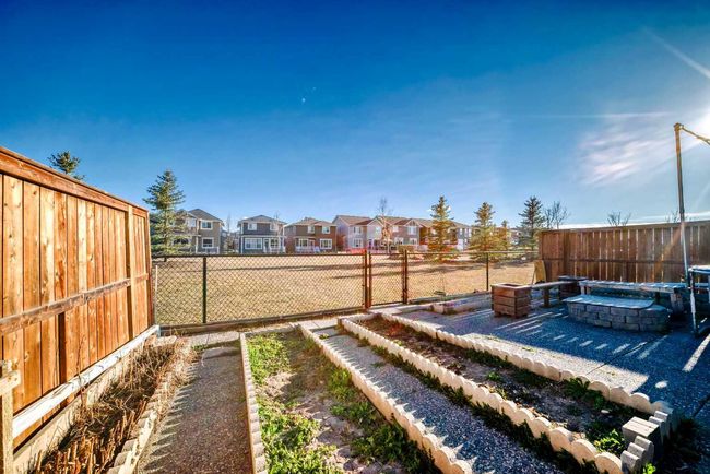 110 Red Sky Green Ne, House other with 6 bedrooms, 5 bathrooms and 4 parking in Calgary AB | Image 45