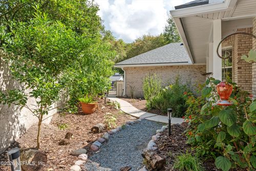 4055 Waterway Ct, Jacksonville, FL, 32223-2071 | Card Image