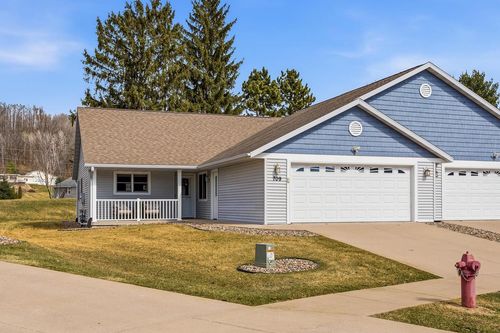 709 Wildwood Ct, La Crescent, MN, 55947-4501 | Card Image