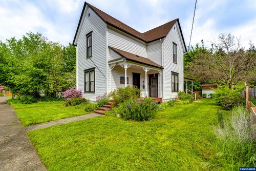 928 Birch Av, Cottage Grove, OR, 97424 | Card Image