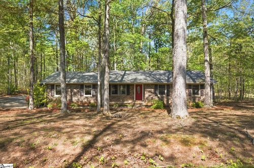 275 Mountain Springs Rd, West Union, SC, 29696-3215 | Card Image