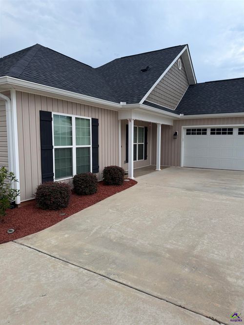 2101 Quail Ridge Ln, Perry, GA, 31069-3852 | Card Image