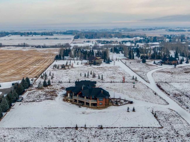 33114 Township Road 243, Home with 6 bedrooms, 5 bathrooms and null parking in Rural Rocky View County AB | Image 2