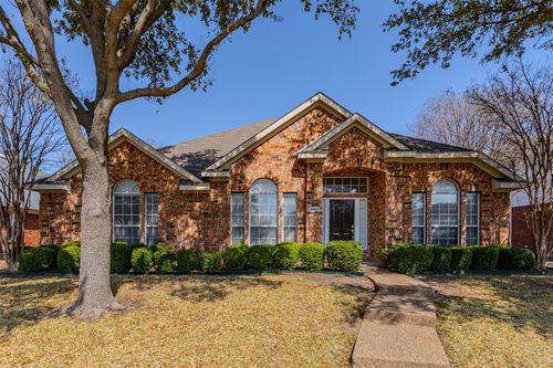 9492 Sean Dr, Frisco, TX, 75035-6058 | Card Image