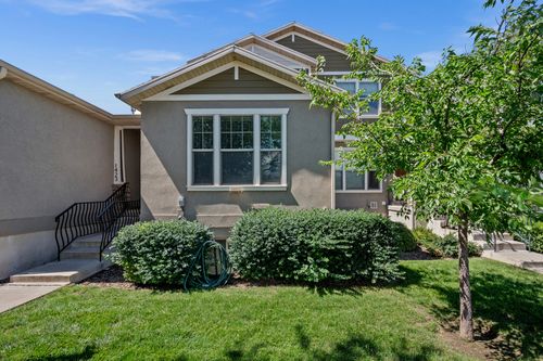 1423 Mountain View Ct, Woods Cross, UT, 84087-2531 | Card Image