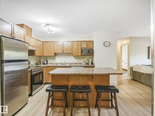 102-9715 110 St Nw, Edmonton, AB, T5K2M1 | Card Image