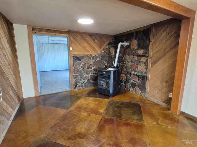 602 7 Th Ave W, House other with 3 bedrooms, 2 bathrooms and 2 parking in Gooding ID | Image 16