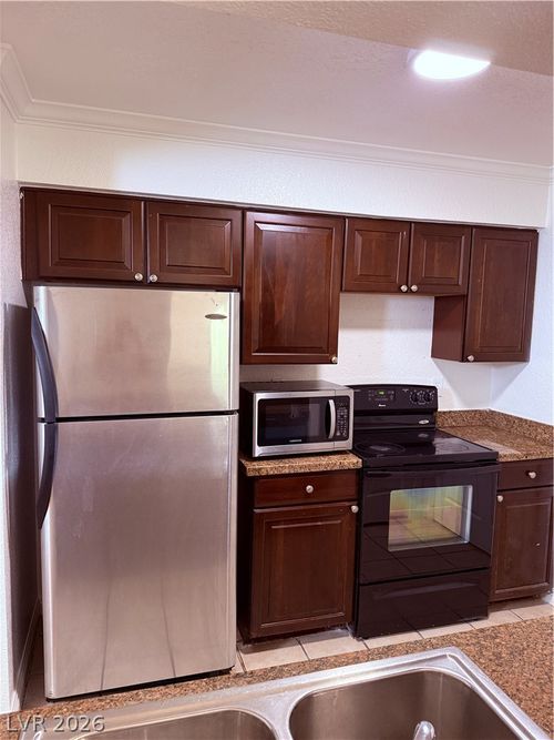 1002-8101 W Flamingo Rd, Las Vegas, NV, 89147-7408 | Card Image