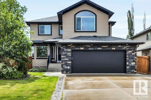 63 Creekside Close, Spruce Grove, AB, T7X4N9 | Card Image