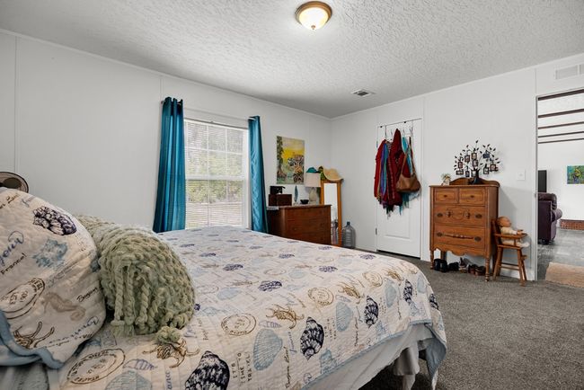 11200 Ne 22 Nd Ct, House other with 4 bedrooms, 3 bathrooms and null parking in BRANFORD FL | Image 18