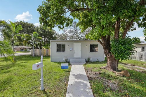 5900 Sw 63rd St, South Miami, FL, 33143-2207 | Card Image