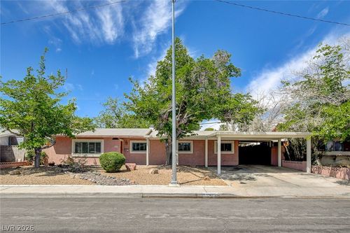 3239 Bluebird St, Las Vegas, NV, 89121-3342 | Card Image