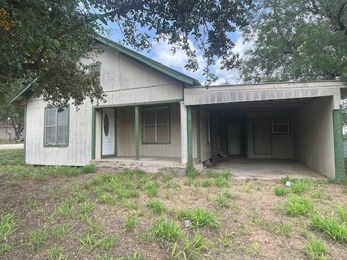 502 E Linar St, Hebbronville, TX, 78361-3640 | Card Image