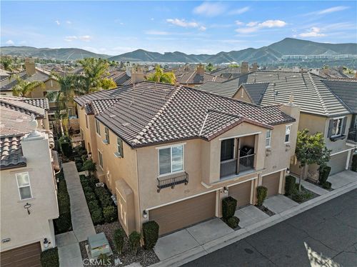 28454 Santa Rosa Ln, Saugus, CA, 91350-3248 | Card Image