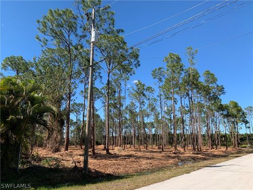 24000 Golden Eagle Ln, BONITA SPRINGS, FL, 34135-9621 | Card Image