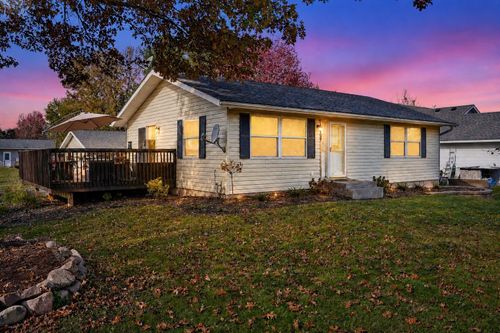 209 1st St, Somerset, WI, 54025-7260 | Card Image