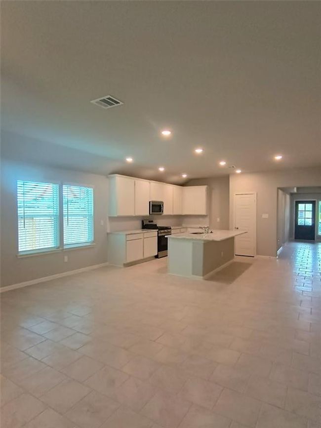 26352 Cooperstown Way, House other with 4 bedrooms, 3 bathrooms and 2 parking in Splendora TX | Image 9