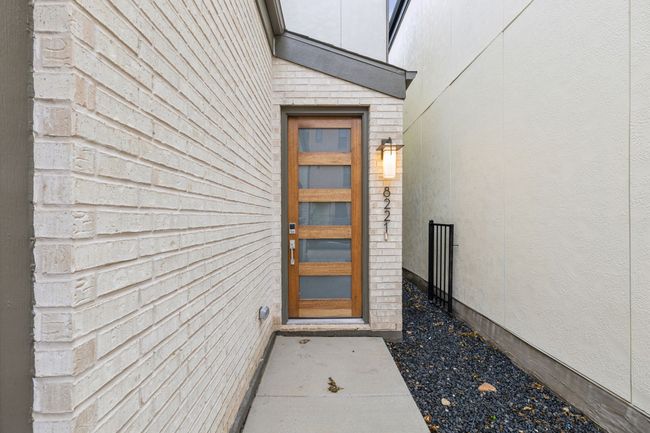 Property entrance | Image 6