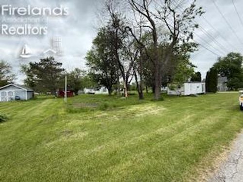 14339 W 3rd St, Rocky Ridge, OH, 43458-7716 | Card Image