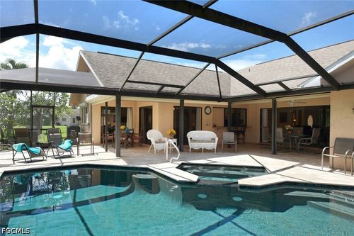 4220 Glasgow Ct, NORTH FORT MYERS, FL, 33903-4917 | Card Image