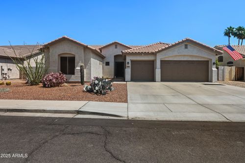 2270 E Indian Wells Dr, Chandler, AZ, 85249-4158 | Card Image