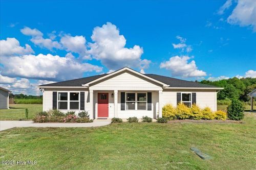 416 Wade St, Warsaw, NC, 28398-1546 | Card Image