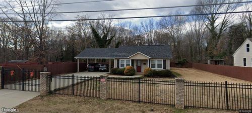 3932 Lexwin Ave, Winston-Salem, NC, 27107-6114 | Card Image