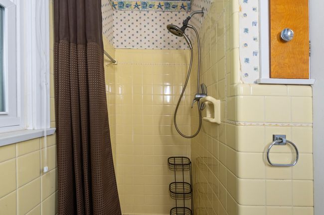 833 S Lansing St, House other with 3 bedrooms, 2 bathrooms and null parking in Mason MI | Image 35