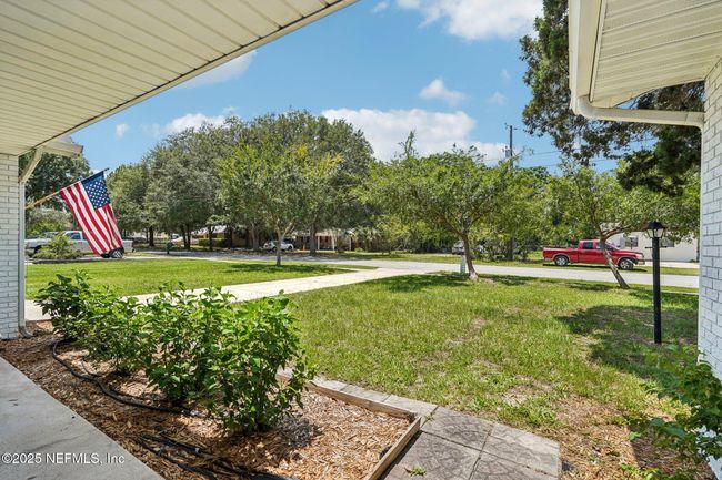 645 Shady Ln, House other with 3 bedrooms, 2 bathrooms and null parking in Keystone Heights FL | Image 6